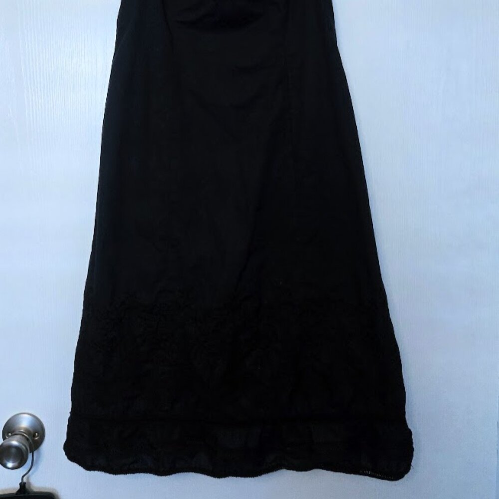 Express dark navy sundress with embroidery Size 5/6 - Picture 3 of 7